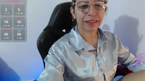 CHAYLA VICTORIA RUIZ  online show from 26, 6, 2026