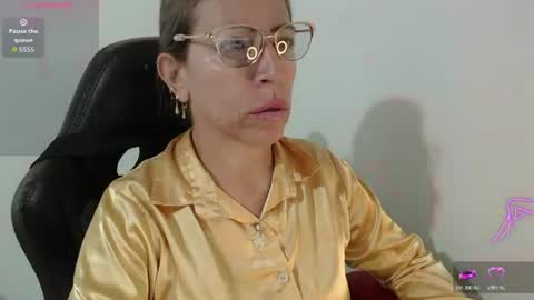 CHAYLA VICTORIA RUIZ  online show from 2, 7, 2026