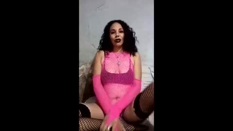 chechu261084 online show from 7, 5, 2026
