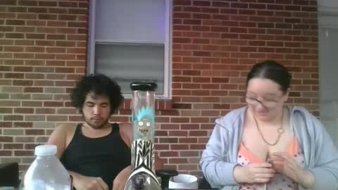 Snapshot of cheekychick420 chatting on 18, 11, 2025 cheekychick420 online show from 18, 11, 2025