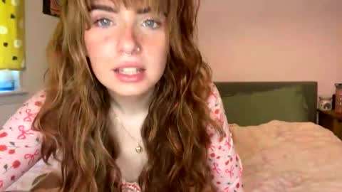 cheekykatx online show from 23, 9, 2025