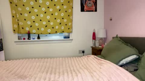 cheekykatx online show from 21, 10, 2025