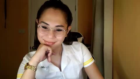 chelly4u69 online show from 7, 4, 2026