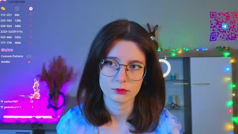 Snapshot of chelseacerys chatting on 24, 1, 2025 Mona online show from 24, 1, 2025