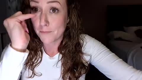 chelsee lynn online show from 1, 1, 2025