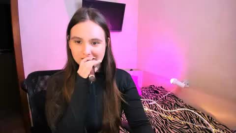 Chelsy  Luxe  online show from 19, 7, 2026