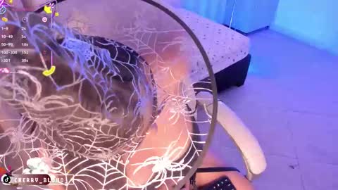 Cherry online show from 28, 10, 2025
