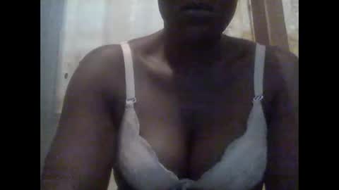 Snapshot of cherry_cherry2 chatting on 15, 9, 2025 cherry_cherry2 online show from 15, 9, 2025