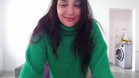 Snapshot of cherry_pie95 chatting on 15, 2, 2025 Sherry online show from 15, 2, 2025
