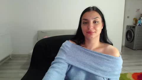 Snapshot of cherry_pie95 chatting on 17, 11, 2025 Sherry online show from 17, 11, 2025