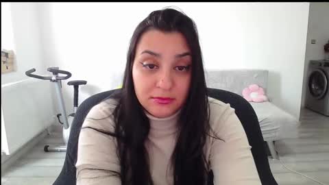 Snapshot of cherry_pie95 chatting on 18, 1, 2026 Sherry online show from 18, 1, 2026