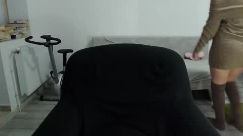 Snapshot of cherry_pie95 chatting on 5, 3, 2026 Sherry online show from 5, 3, 2026