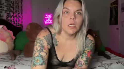 Snapshot of cherryb0mbb0mb chatting on 22, 7, 2026 CherryBombBomb online show from 22, 7, 2026