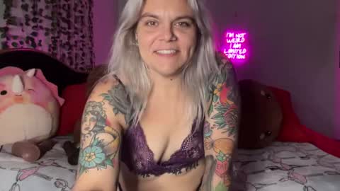 Snapshot of cherryb0mbb0mb chatting on 25, 7, 2026 CherryBombBomb online show from 25, 7, 2026
