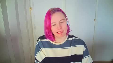 cherrybaby_0 online show from 7, 2, 2026