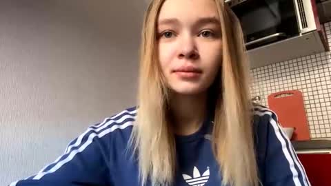 Snapshot of cherryleija chatting on 18, 2, 2026 Lei online show from 18, 2, 2026