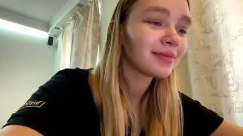 Snapshot of cherryleija chatting on 6, 3, 2026 Lei online show from 6, 3, 2026