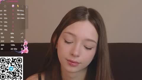 Snapshot of cherrymira chatting on 20, 9, 2025 Loise online show from 20, 9, 2025