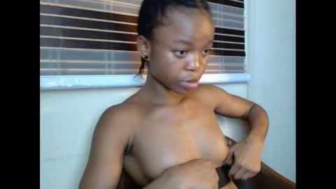 Snapshot of cherryxpussy chatting on 13, 2, 2025 cherryxpussy online show from 13, 2, 2025