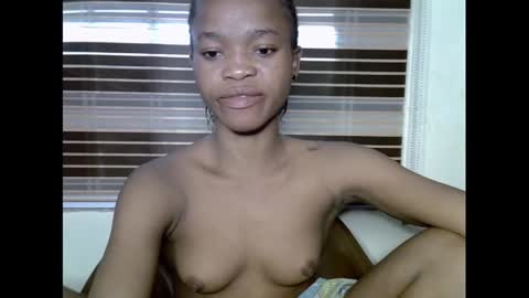 Snapshot of cherryxpussy chatting on 8, 3, 2025 cherryxpussy online show from 8, 3, 2025