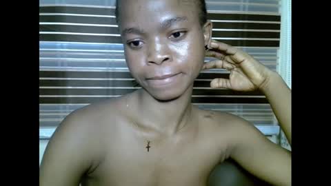 Snapshot of cherryxpussy chatting on 8, 3, 2025 cherryxpussy online show from 8, 3, 2025