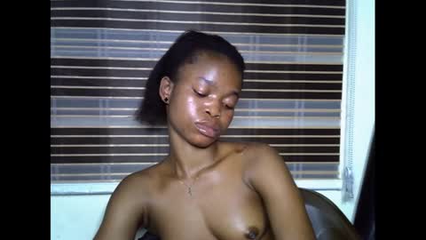 Snapshot of cherryxpussy chatting on 9, 3, 2025 cherryxpussy online show from 9, 3, 2025