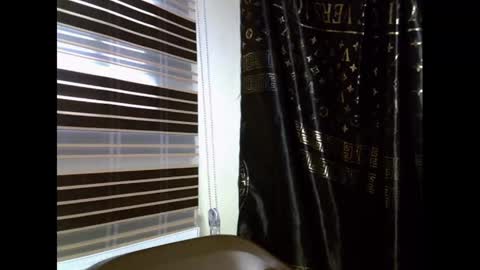 Snapshot of cherryxpussy chatting on 11, 3, 2025 cherryxpussy online show from 11, 3, 2025