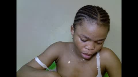 Snapshot of cherryxpussy chatting on 5, 10, 2025 cherryxpussy online show from 5, 10, 2025