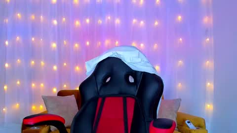 Snapshot of cherylbutler chatting on 20, 12, 2024 Cheryl online show from 20, 12, 2024