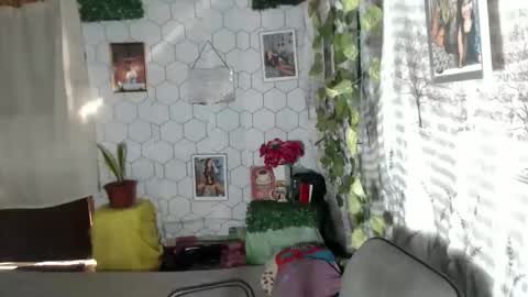 chescahotxxxl online show from 5, 10, 2025