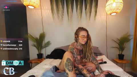 Chevi Blue online show from 8, 1, 2025