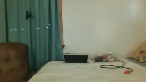 Snapshot of chevybear69 chatting on 26, 5, 2026 Jade and Thomas online show from 26, 5, 2026
