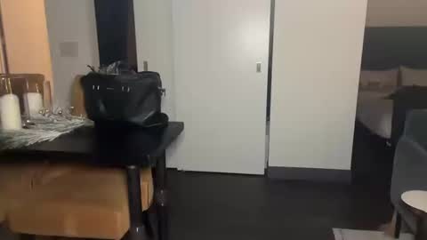 ChiGuy841 online show from 28, 12, 2024