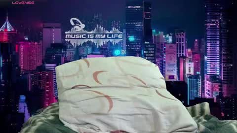 Enrique online show from 24, 2, 2025