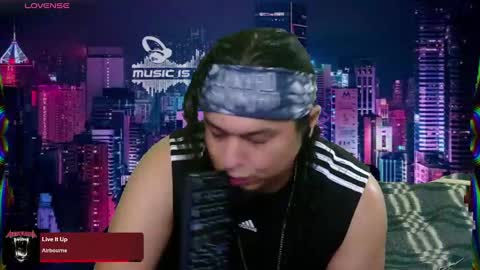 Enrique online show from 25, 2, 2025