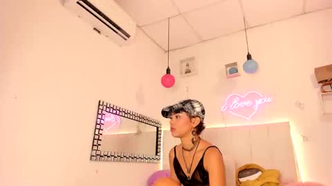 Snapshot of chiquibumbun chatting on 14, 5, 2026 sophia online show from 14, 5, 2026