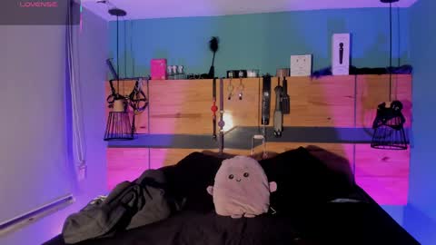 Snapshot of chloaellenn chatting on 10, 4, 2026 Chloeallennn online show from 10, 4, 2026