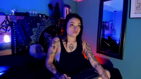 Snapshot of chloaellenn chatting on 25, 4, 2026 Chloeallennn online show from 25, 4, 2026
