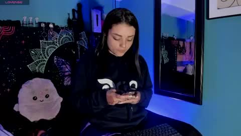 Snapshot of chloaellenn chatting on 3, 5, 2026 Chloeallennn online show from 3, 5, 2026