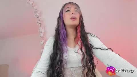 Chloe  online show from 6, 2, 2026