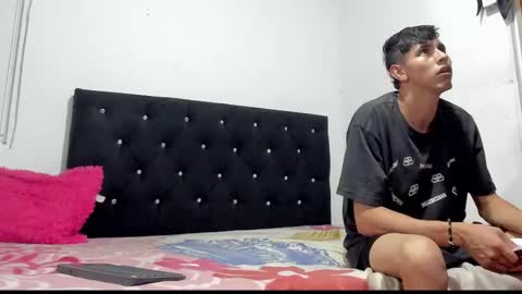 Chloe Evanx  online show from 11, 2, 2025