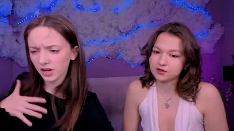 chloe_ley online show from 27, 4, 2026