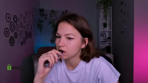 chloe_ley online show from 29, 4, 2026