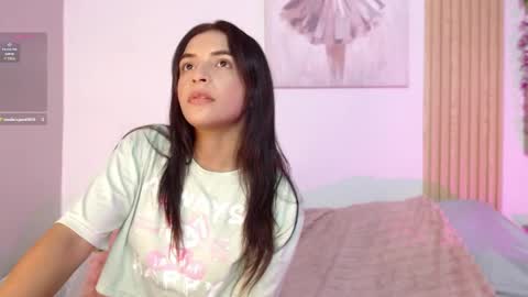 chloe_peach_ online show from 30, 4, 2026