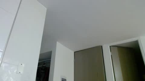 cloes  online show from 29, 10, 2025