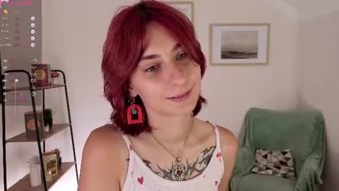 Snapshot of chloe_wewood chatting on 17, 7, 2026 Sofia online show from 17, 7, 2026
