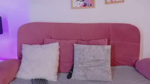 chloe_wilson7 online show from 28, 7, 2026