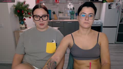 Snapshot of chloe_x_ chatting on 25, 12, 2024 Eva and Sandra online show from 25, 12, 2024