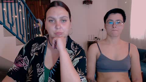 Snapshot of chloe_x_ chatting on 22, 1, 2025 Eva and Sandra online show from 22, 1, 2025