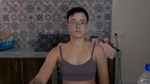 Snapshot of chloe_x_ chatting on 11, 3, 2025 Eva and Sandra online show from 11, 3, 2025